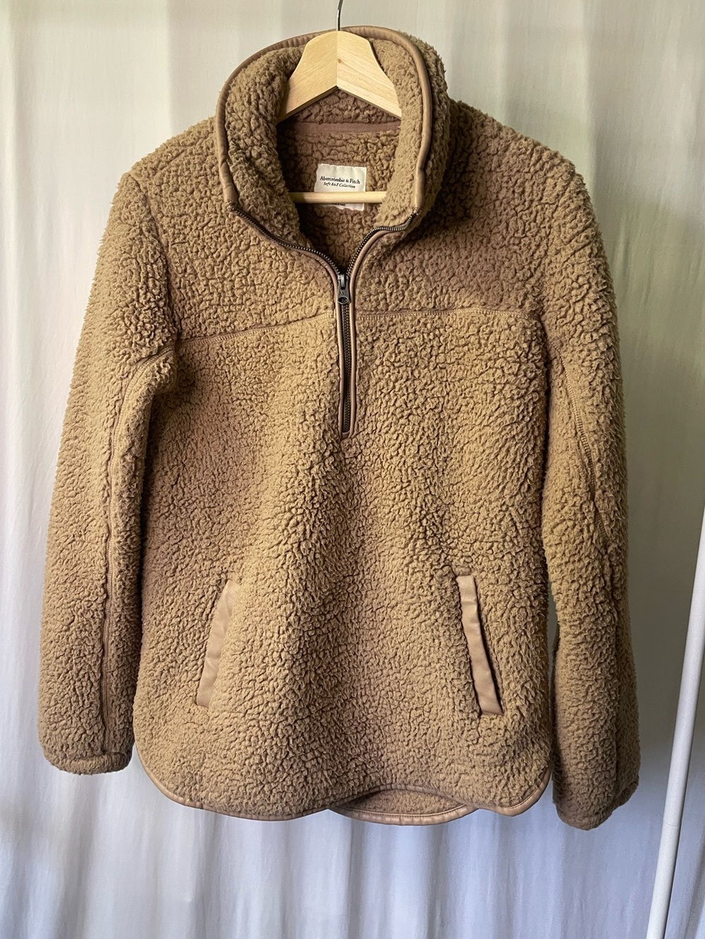 Abercrombie & Fitch Camel Tan Sherpa Fleece Half Zip Pullover Jacket Small S